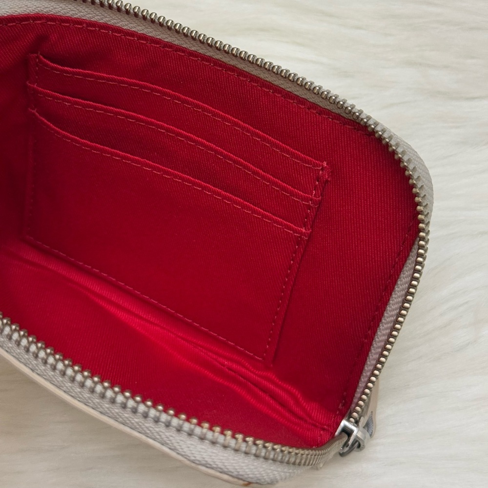 MICHELE - GREY WHITE WRISTLET ZIP BAG - Picture 8 of 11